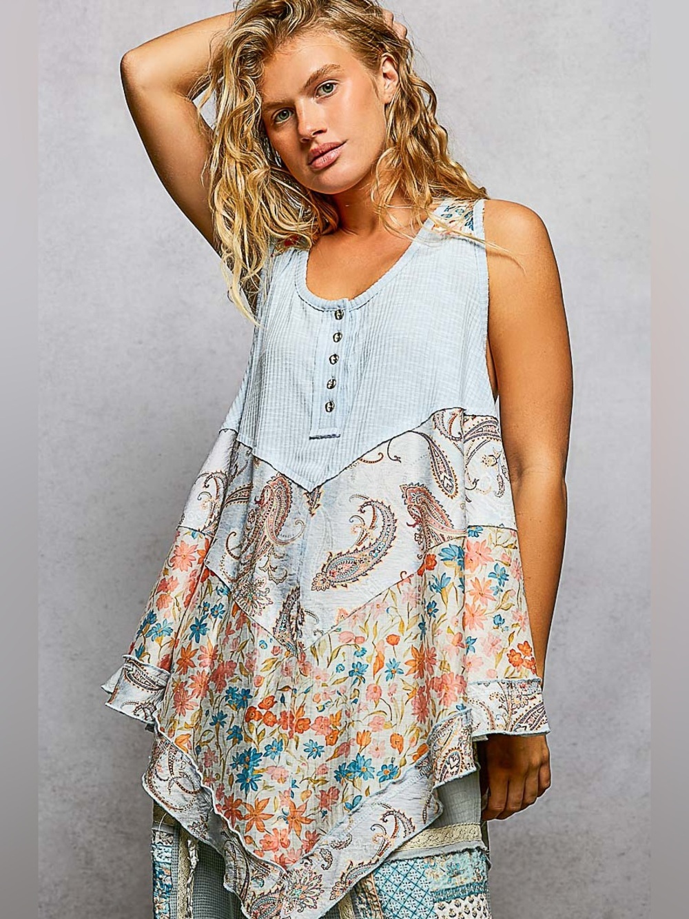 🍒 POL “ Topanga Tunic “ Boho Paisley Print | Blue Sky